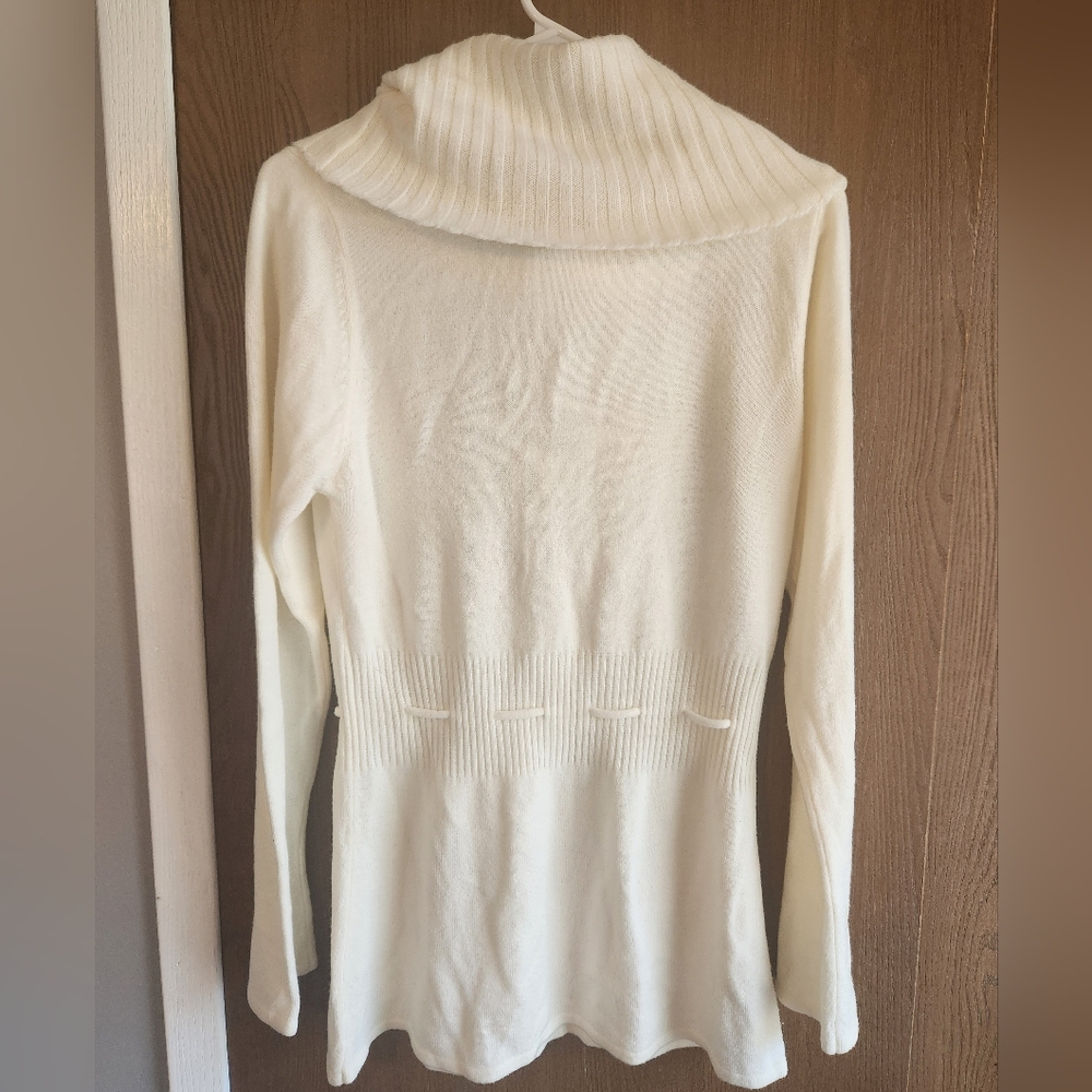 Gitano Ivory Sweater - Picture 3 of 3